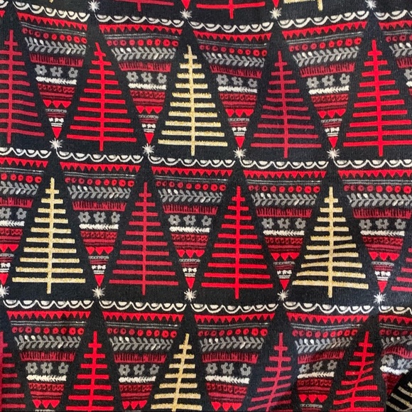 Fabkids Girls Leggings Red Black Gold Holiday Print Size 14/16 XXL - Picture 3 of 7